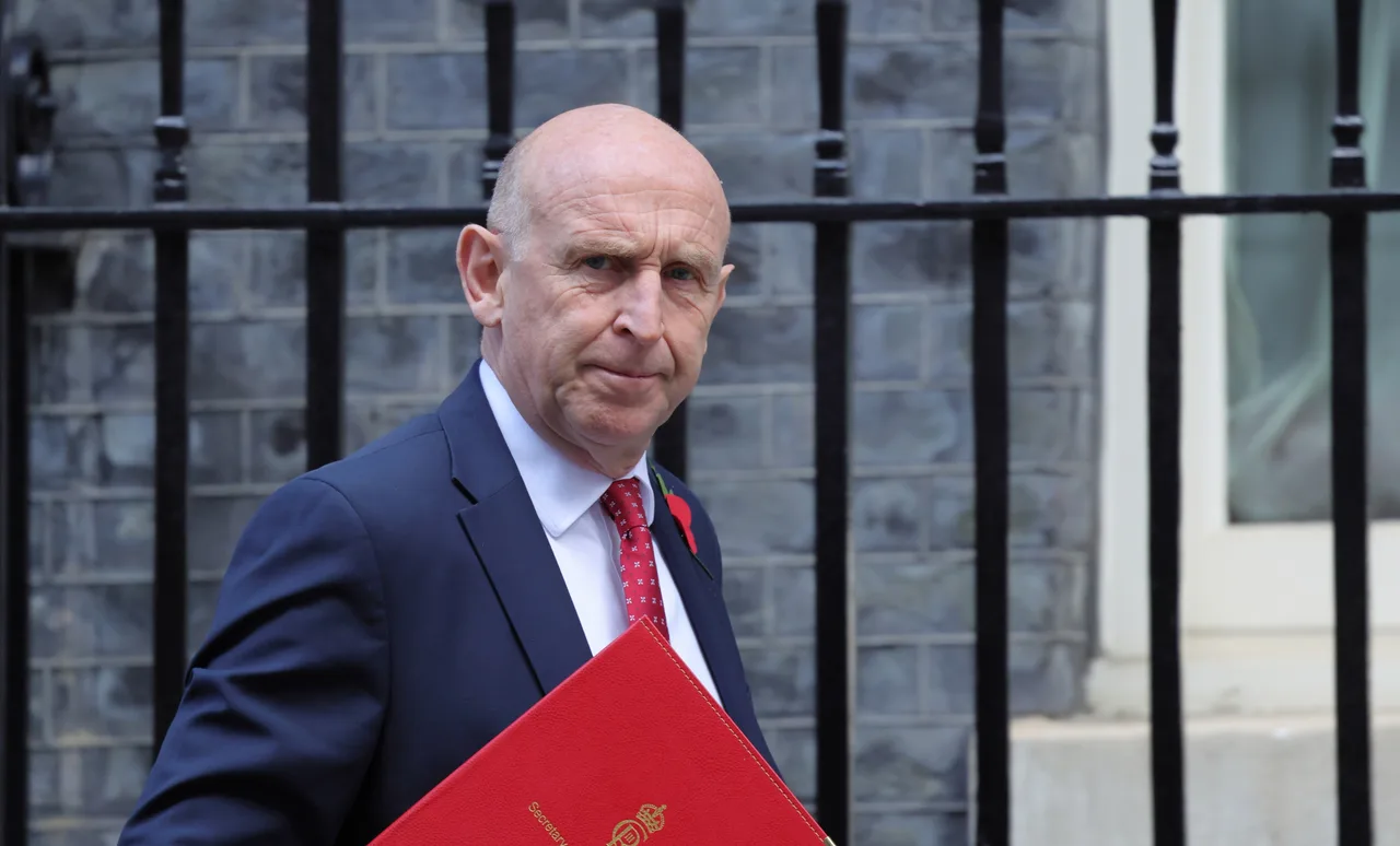 John Healey outside Number 10 Downing Street